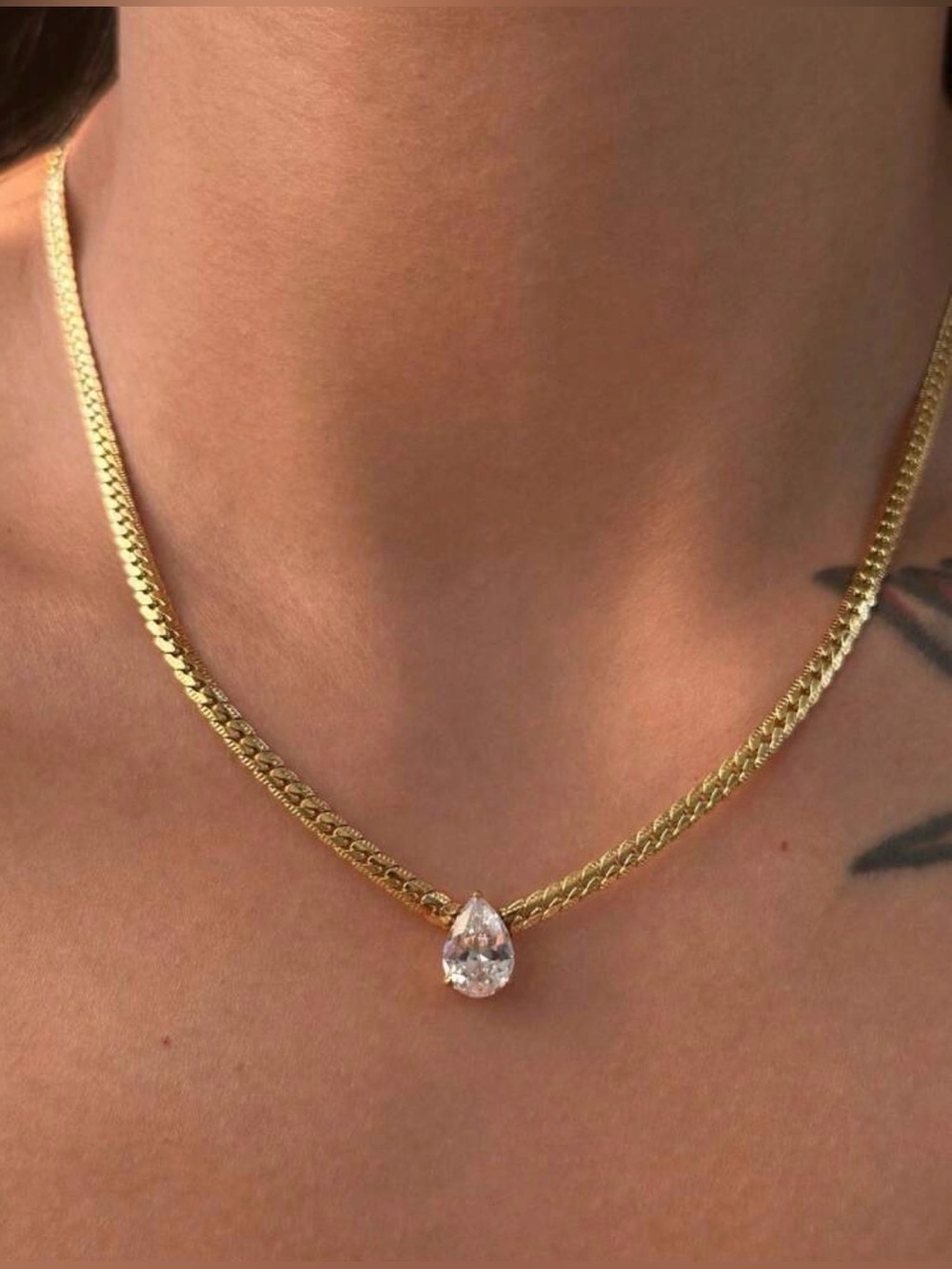 🆕 18K Gold-Plated Pear-Shaped Diamond Pendant Necklace Gold Chain